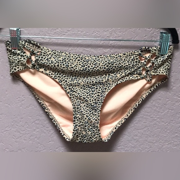 Xhilaration Leopard Print Bikini - Picture 7 of 11